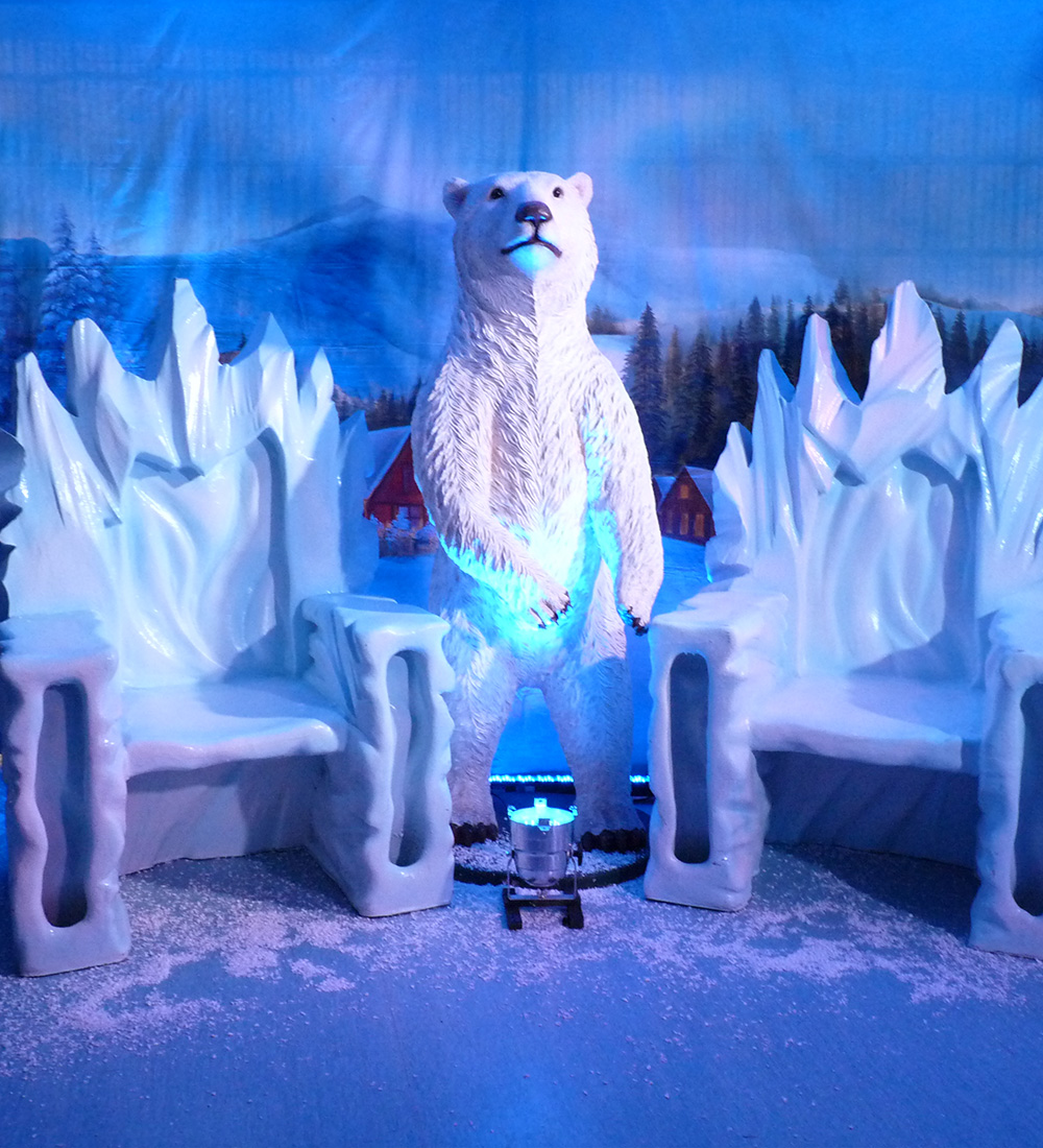 winter themed polar bear